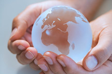 globe-in-hands globe-in-hands